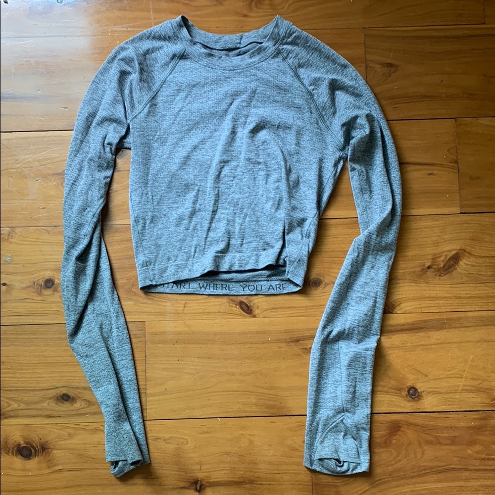 Lululemon Athletica Heathered Grey Fitted Crop Long Sleeve Tee